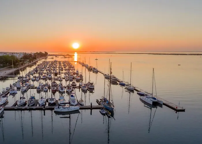 Ondas Do Mar -coastal Comfort- Olhão